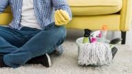 Cinco productos de limpieza que pueden arruinar tu casa si los usás mal: la advertencia de los expertos