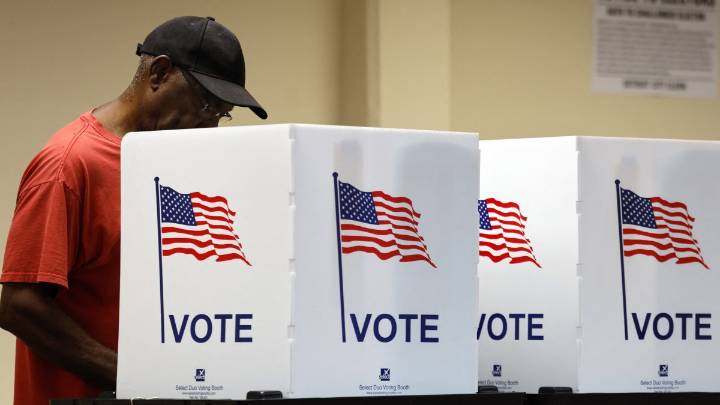 California secretary of state warns of election scam