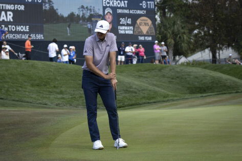 Veteran Golfer Fights Back Tears After Securing a Spot in Crucial Tournament Despite Tough Week at $2.3 Million Event As the rain-induced wind ruffled through, a visibly drained but finally at peace 5