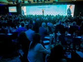 La noticia de los US$ 40.000 millones que aportará Estados Unidos impactó en el Coloquio de IDEA