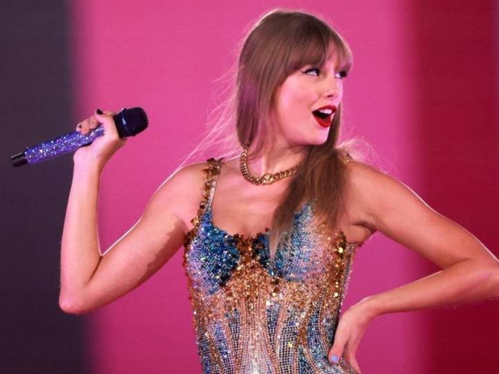 Taylor Swift unfazed by critics, says she embraces 'chaos'