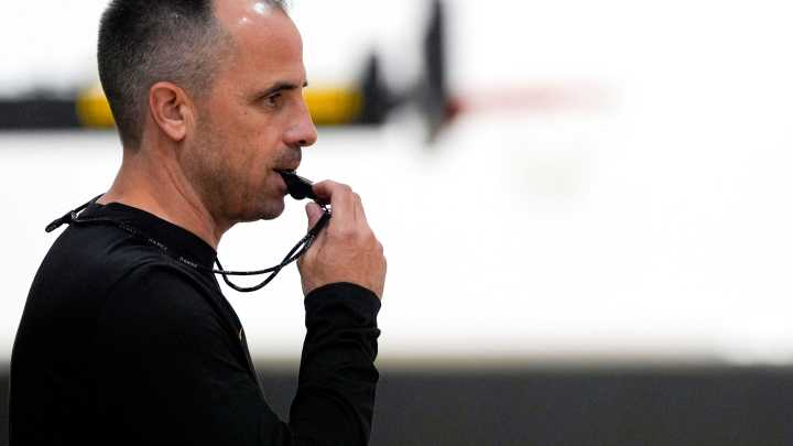 A glimpse inside the coaching mind of Iowa basketball’s Ben McCollum