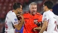 "Le está tomando el pelo a la Conmebol”: Plantel de Lanús exige castigos para Universidad de Chile