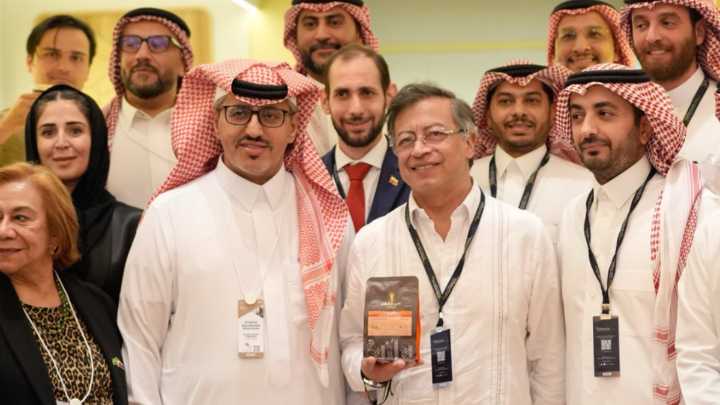 Colombia logra certificación Halal en Arabia Saudita: Gustavo Petro anuncia apertura de mercados para café y cacao