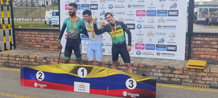Camilo Arias volvió a dejar en alto al Huila en el Campeonato Nacional de Paracycling