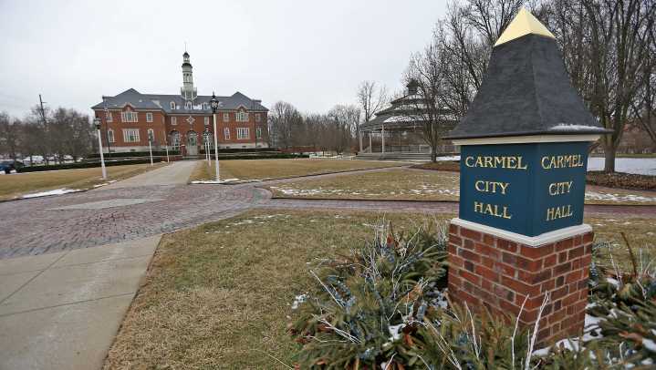 Carmel city councilors try to block Mayor Finkam from moving meetings