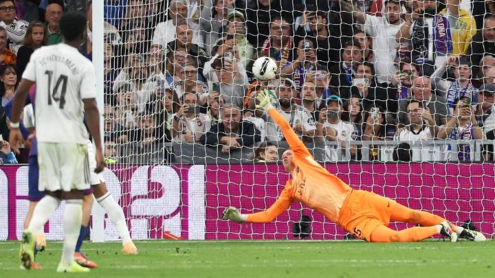 Szczesny, único portero en parar un penalti a Messi, Mbappé y Neymar: “Se lo contaré a mis nietos”