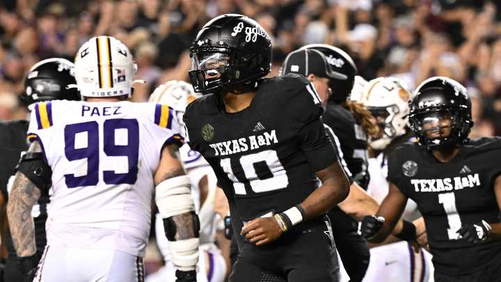 College football picks: Predictions, odds for key top 25 games in Week 9