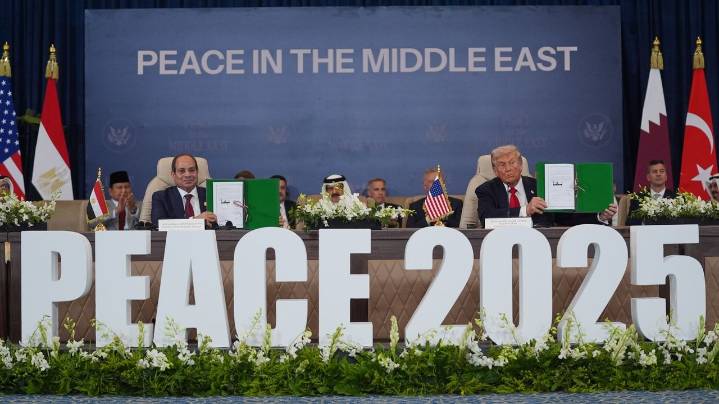 Trump urges leaders to put 'old feuds' aside as he calls for a new era of harmony in the Middle East