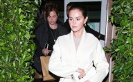 Selena Gomez Grabs Dinner with Mom Mandy at Popular L.A. Restaurant | Mandy Teefey, Selena Gomez 