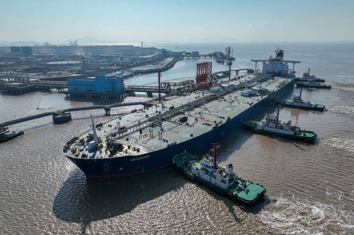 Supertanker freight rates up sharply as US-China trade war envelops ports