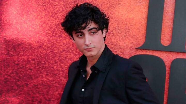 Primera imagen de Anthony Ippolito como Sylvester Stallone en "I Play Rocky"