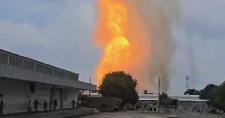 Explosión en ducto de Pemex entre Chiapas y Tabasco deja cinco militares heridos