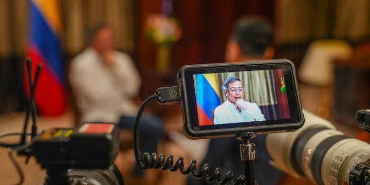 “Me gusta la desnudez y no la oscuridad de los gobiernos”: Petro insiste en demeritar fallo del Consejo de Estado sobre alocuciones presidenciales
