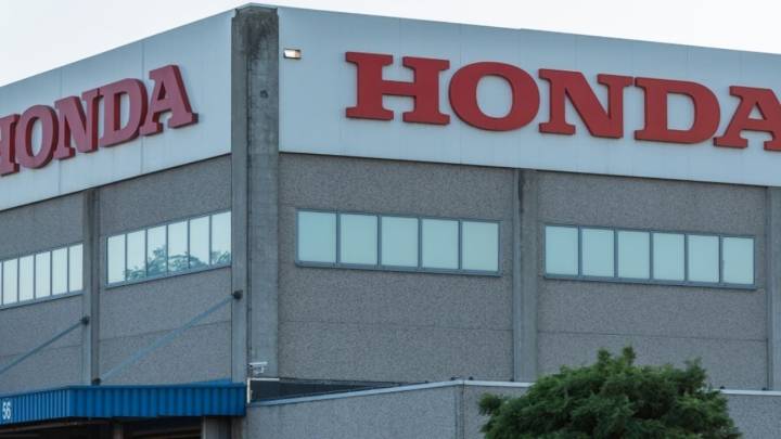 Honda suspende producción de sus vehículos en México ante escasez de semiconductores