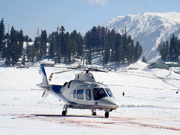 MLA Karnah Urges Revival of Helicopter Services for Snowbound Areas