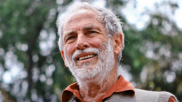 "Dejó un legado sensible y contundente en la cultura": Gobierno lamenta la muerte de Héctor Noguera