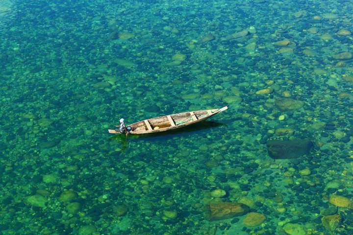 Let boats float on void again