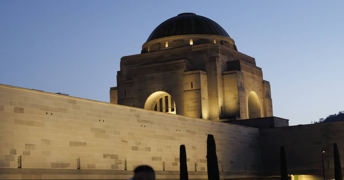 Mystery surrounds Australian War Memorial leadership changes
