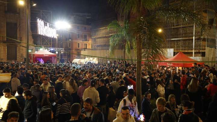 La Policía Local no quiere verbenas nocturnas en toda Ciutat Vella durante las Fallas para acabar con los problemas que generan