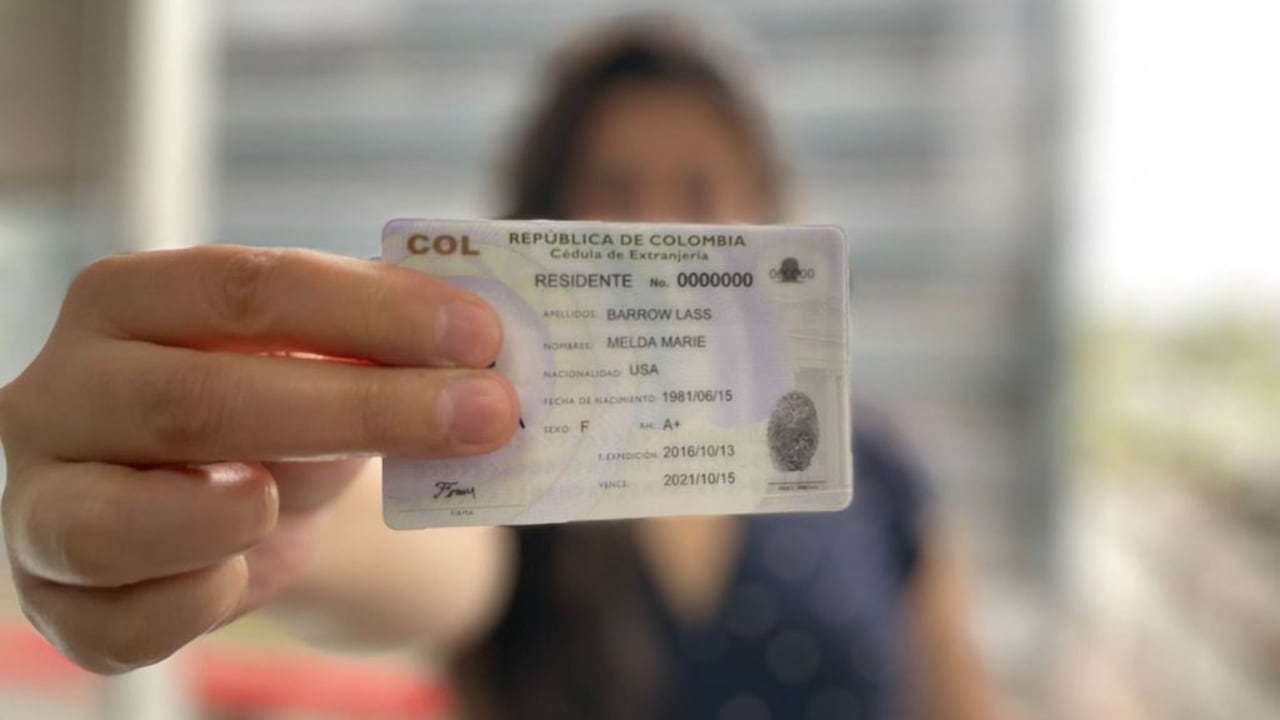 Abren pliego de cargos contra exgerente de la Imprenta Nacional por presuntas irregularidades en contrato de cédulas de extranjería