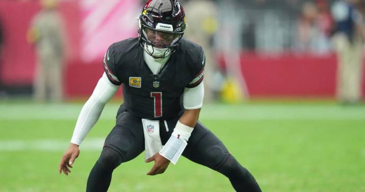 Cardinals put Murray on inactive list against Colts, giving Brissett the start