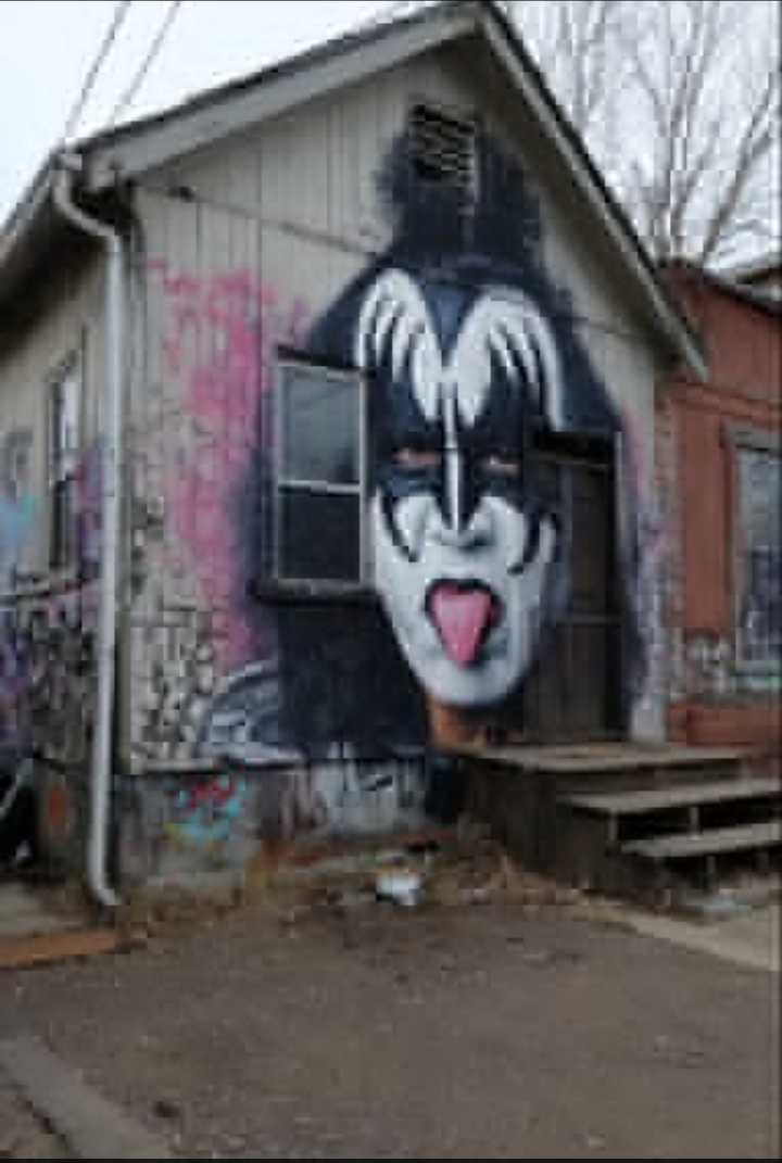 Gene Simmons Passes Out, Crashing On PCH