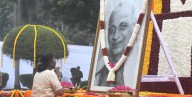 President Murmu Pays Tribute to Sardar Vallabhbhai Patel on 150th Birth Anniversary 