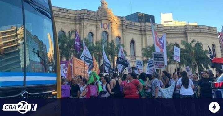 Doble femicidio en Córdoba: Ni una Menos marchó para reclamar Justicia