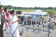 ‘Centre gives crores to Maha, K’taka, ignores North Bengal flood victims’