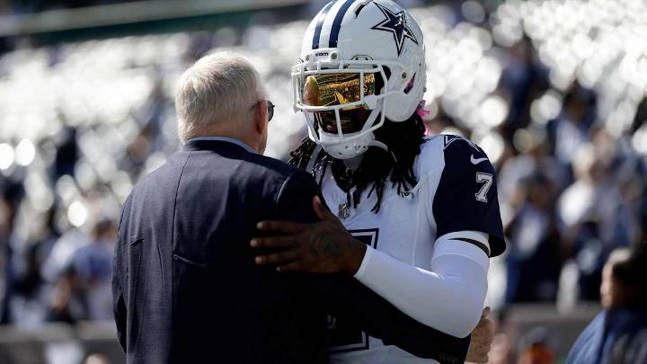 Jerry Jones, Brian Schottenheimer give latest on Trevon Diggs