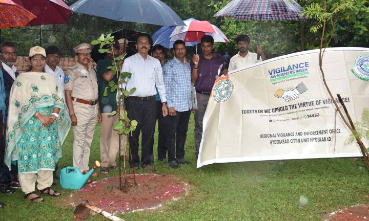Hyderabad’s Nehru Zoo Marks Vigilance Week with Integrity Pledge to Foster Ethical Governance