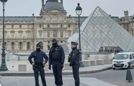 Traslada el Louvre joyas al Banco de Francia; apuntan medios parisinos