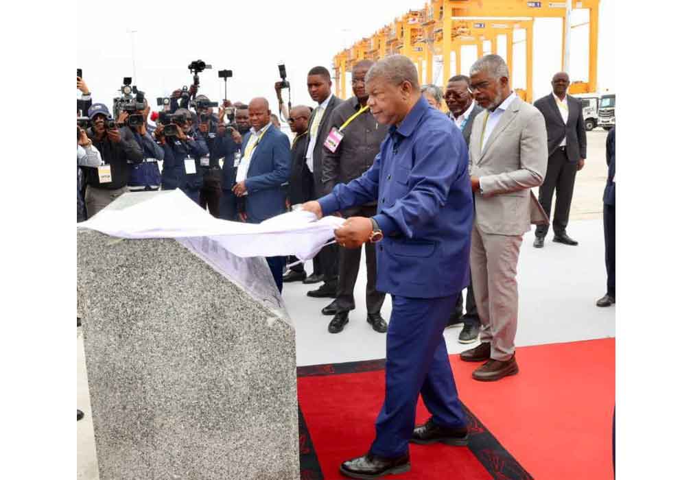 Angola continúa renovación de infraestructuras portuarias (+Fotos)