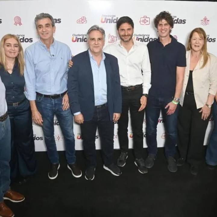 Hay foto: aunque fuera de Buenos Aires, Florencio Randazzo logró la bendición de los gobernadores