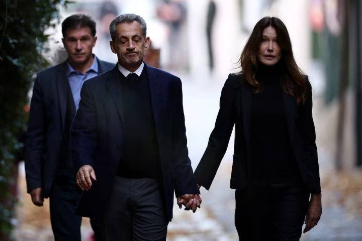 El expresidente francés Sarkozy inicia una condena de cinco años de prisión