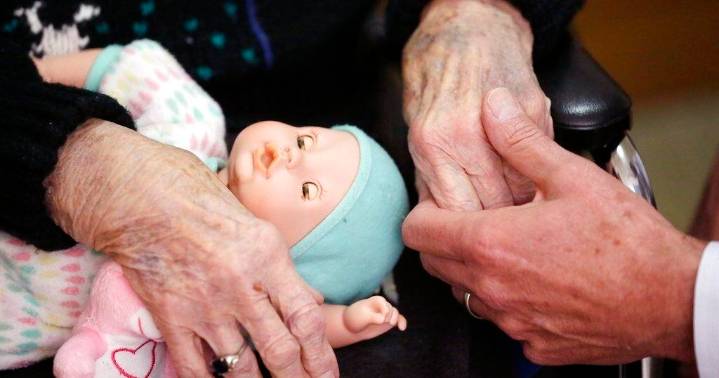 Illinois Dept. on Aging honoring long-term care residents during Residents’ Rights Month