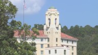 Government shutdown leaves Arkansas tourists frustrated as Hot Springs bathhouses close