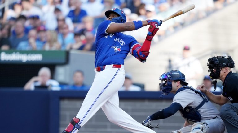 Blue Jays win 10-1 in Game 1 of ALDS vs. Yankees