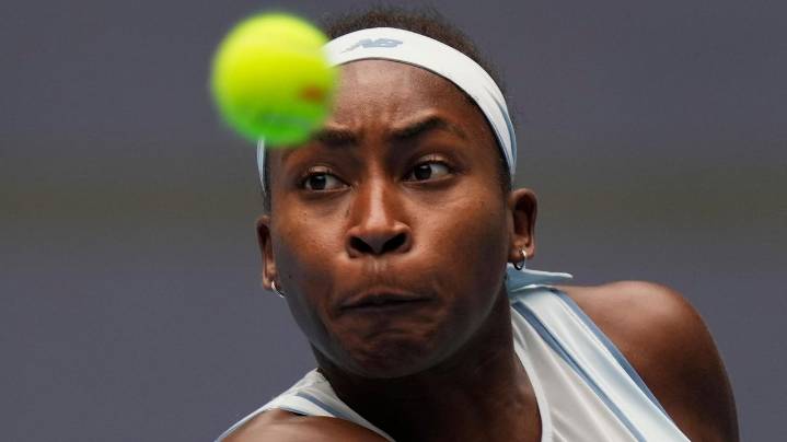 Coco Gauff loses 6-1, 6-2 to Amanda Anisimova in China Open semifinals
