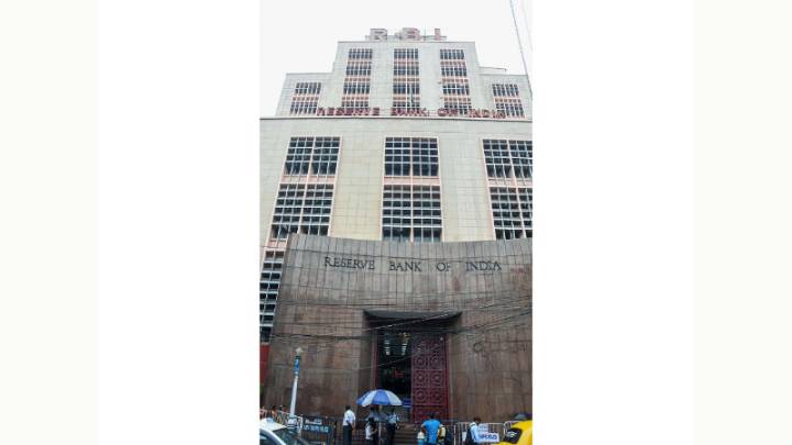 RBI’s decision to hold rates unchanged reflects cautious stance amid uncertainty: Experts