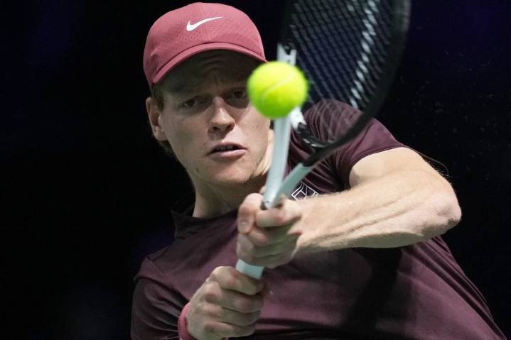 Jannik Sinner’s No. 1 bid starts with 2nd-round win over Zizou Bergs at Paris Masters – Winnipeg Free Press