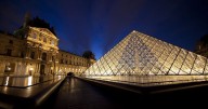 Atraco en  el Louvre en París: ladrones se llevaron joyas reales de valor incalculable en solo siete minutos