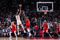 Kevin Durant anota 31 puntos y Rockets hilan 2do triunfo, 139-121 sobre Raptors – Chicago Tribune
