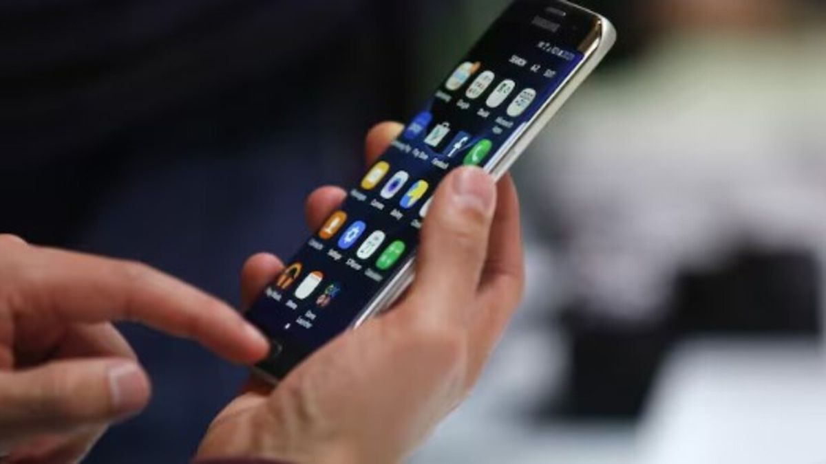 La estrategia de Harvard para dejar de ser adicto al celular y a las redes sociales, en 5 pasos