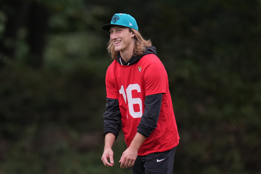 Jaguars coach Liam Coen downplays any jet-lag edge over Rams, who arrive Saturday in London