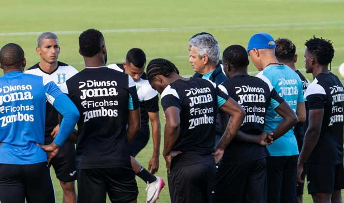 Honduras lista para enfrentar a Costa Rica