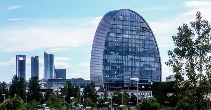 BBVA afirma que "nunca" existiría otra OPA a Sabadell a un precio distinto