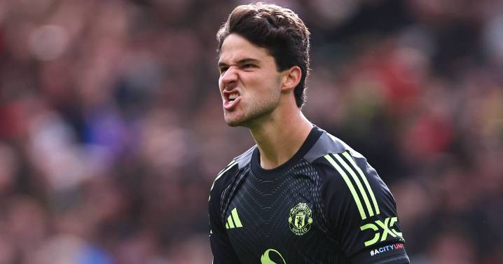 Man United news: Paul Scholes calls out trio as star's behaviour speaks volumes