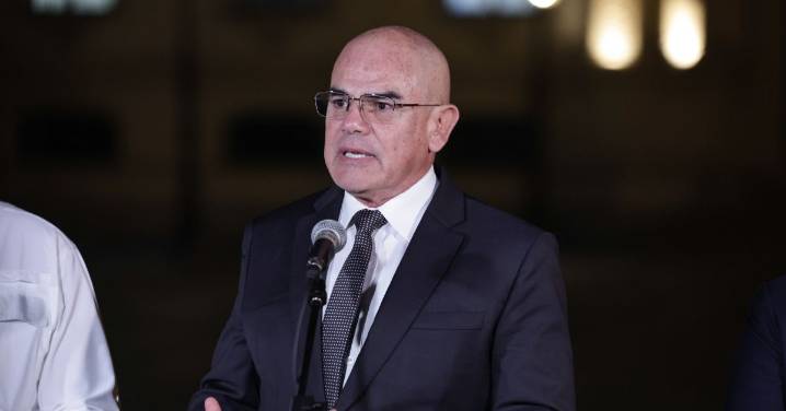 Ernesto Álvarez confirmó que el Gobierno no descarta aplicar toque de queda en Lima y Callao